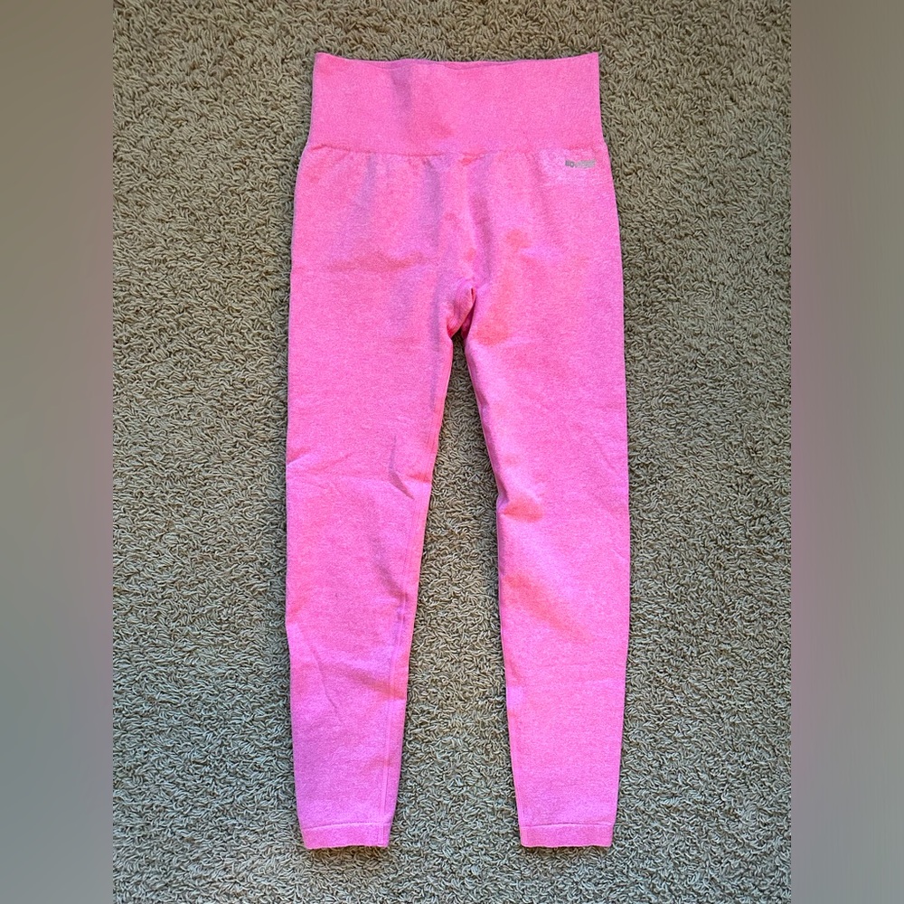 Bo + Tee Pink Leggings size S